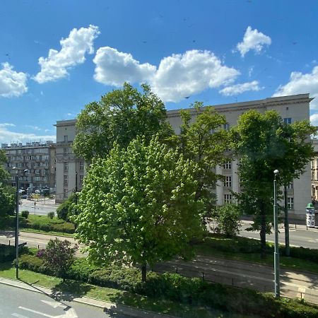 Apartament Czarny Z Jacuzzi كراكوفيا المظهر الخارجي الصورة